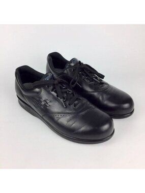 SAS Womens Slim Free Time Black Leather Comfort Walking Shoe Sneakers size 9S